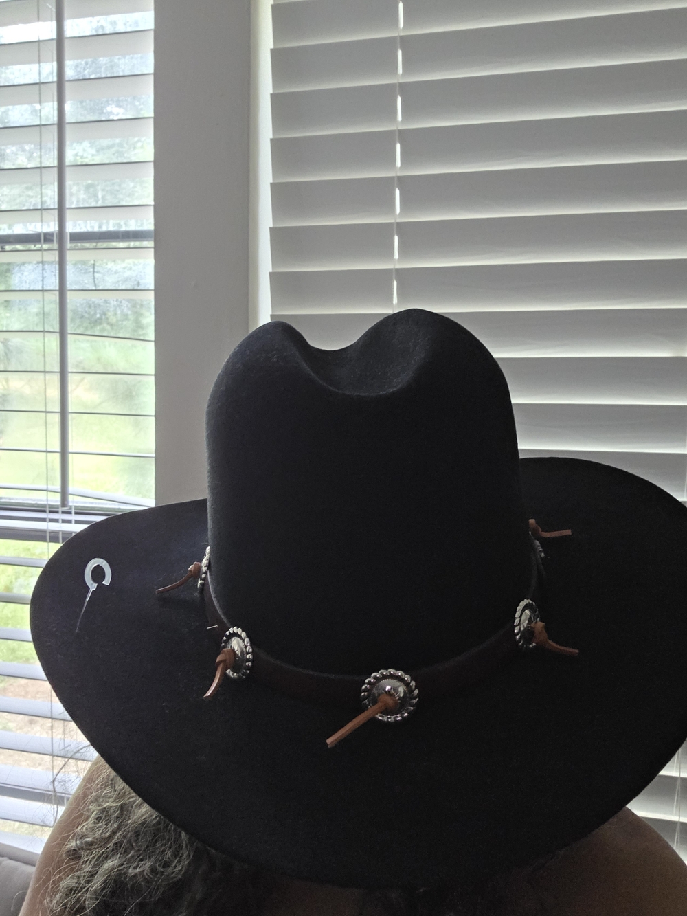 Bailey Black Western Felt Cowboy Hat with Concho Band Size Doble X Used. Unisex. - Picture 2 of 12